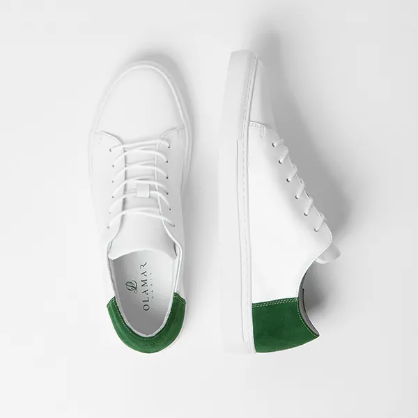 Basket blanche à talon vert vue de profil